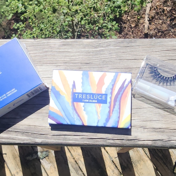 Tresluce Beauty I am Alma Eyeshadow Palette & Reusable Lashes Set New NIB - Picture 8 of 8